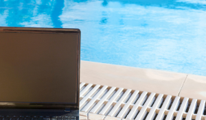 How to Switch Off From Work on Holiday